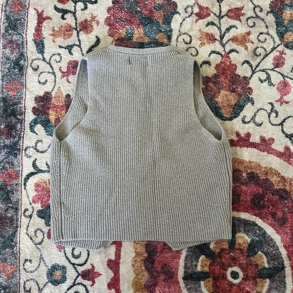 Tan Sweater Vest - Picture 4 of 4